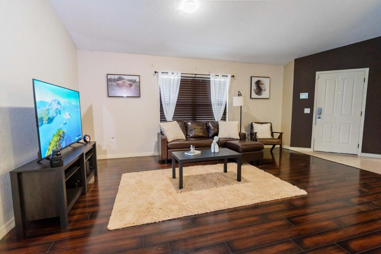 Home In Davenport Cheerful 4-Bedroom With Pool Екстер'єр фото